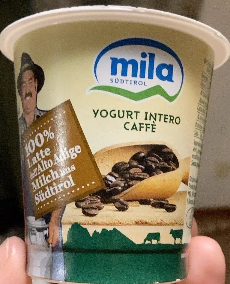 Yogurt intero caffe