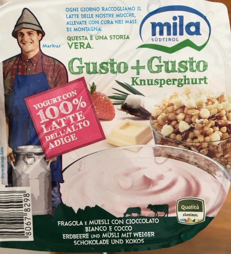 Yogurt fragola e muesli con cioccolato bianco e cocco