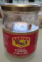 Pezzi di tonno all'olio d'oliva