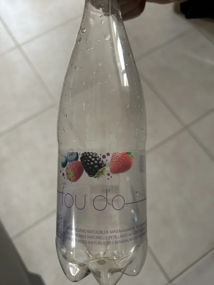 Acqua minerale naturale