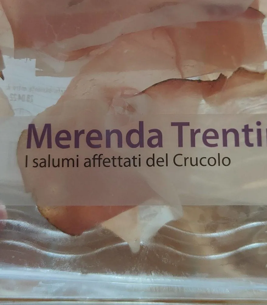 Merenda trentina i salumi affettati del Crucolo