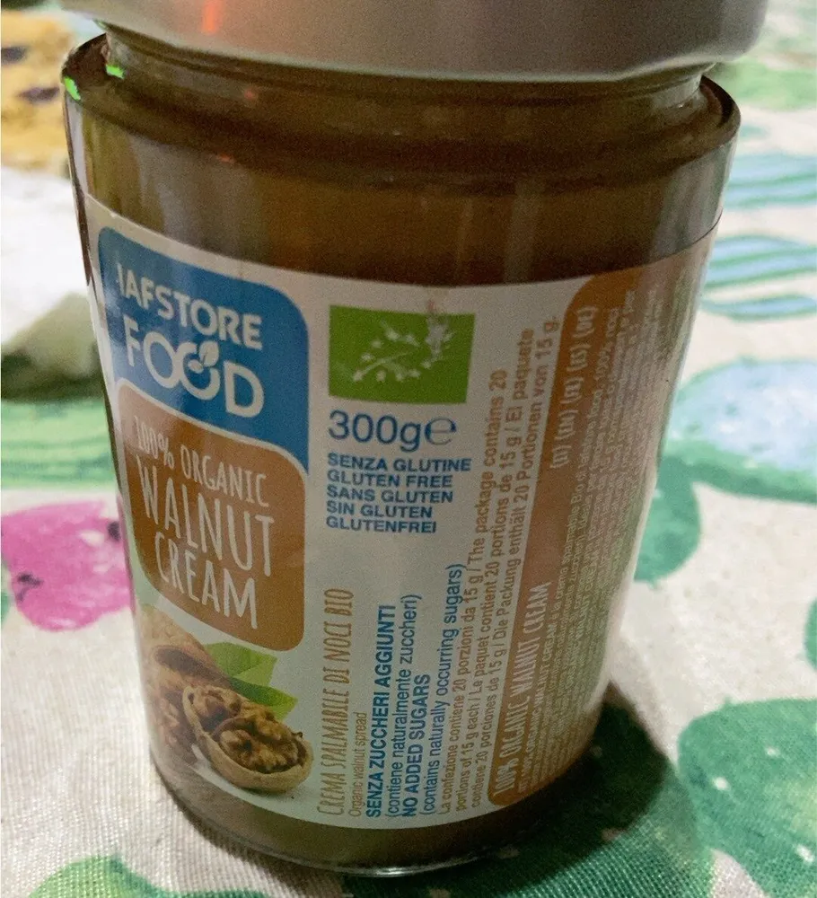 Walnut cream
