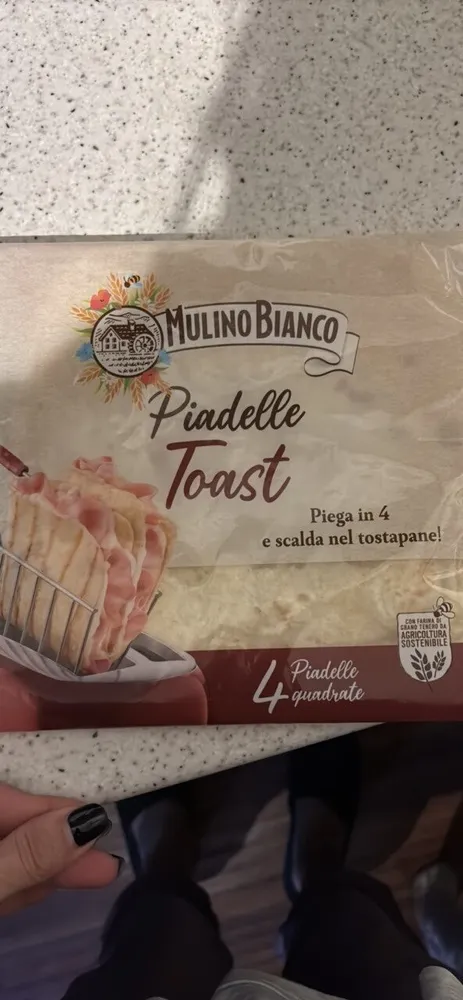 Piadelle toast