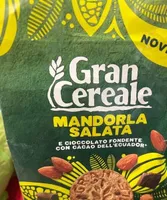 Mandorla Salata