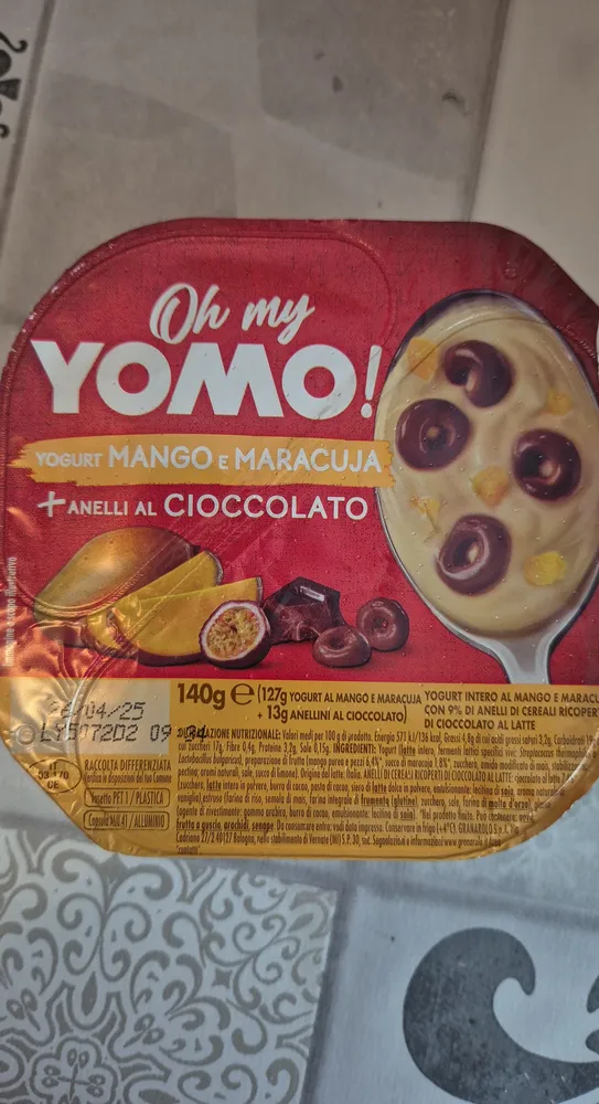 Yogurt mango e Maracuja con anelli di cioccolato - Yomo - Yomo
