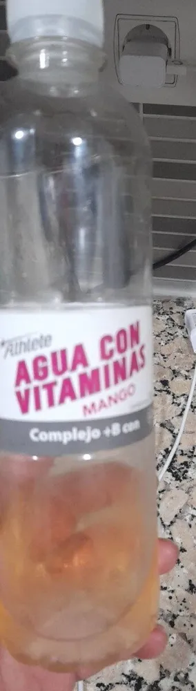 Agua con vitaminas