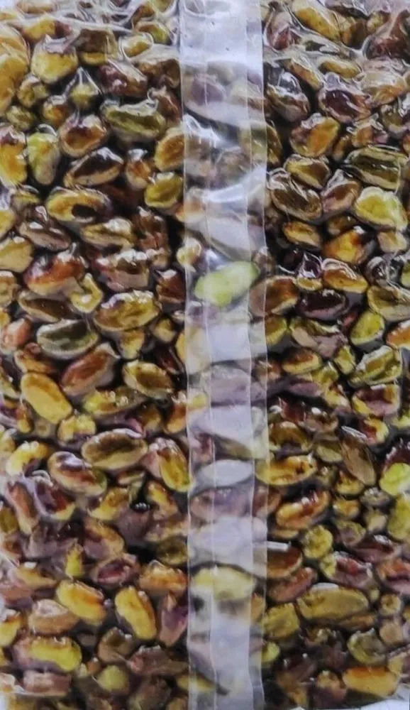 Pistacchio crudo sgusciateo