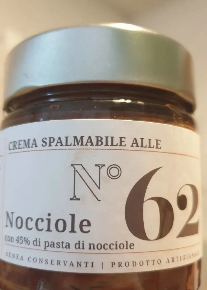 Crema spalmabile nocciole n. 62