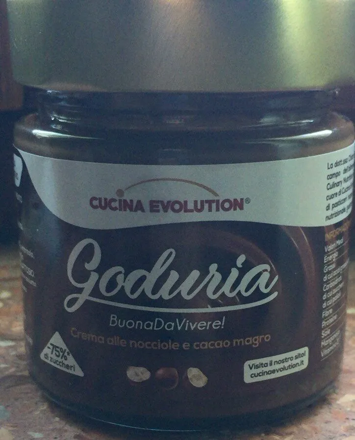 Crema alle nocciole e cacao magro