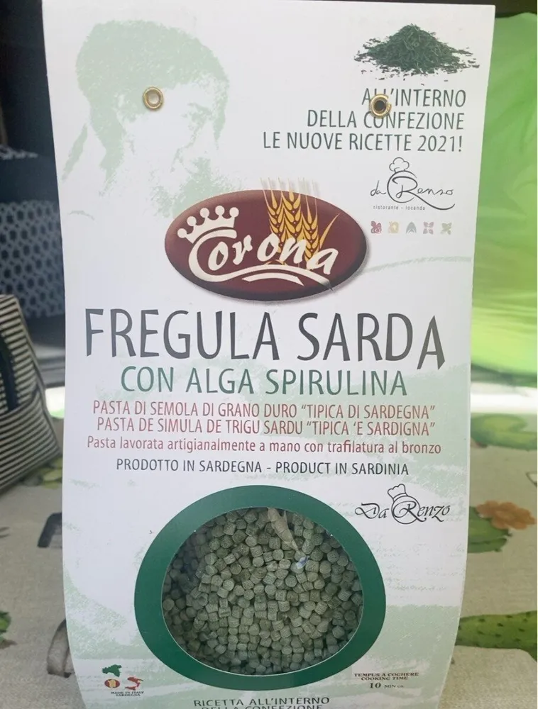 Fregula sarda con alga spirulina
