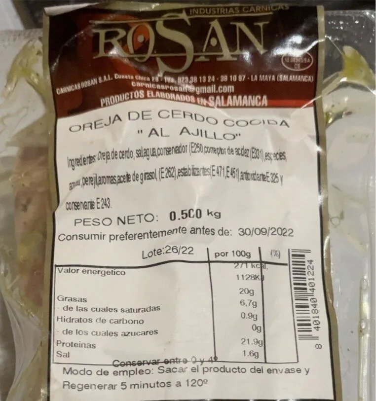 Oreja de cerdo cocida al ajillo