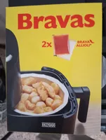 Patatas Bravas Con Allioli Y Salsa Picante