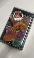 Fruta surtida escarchada