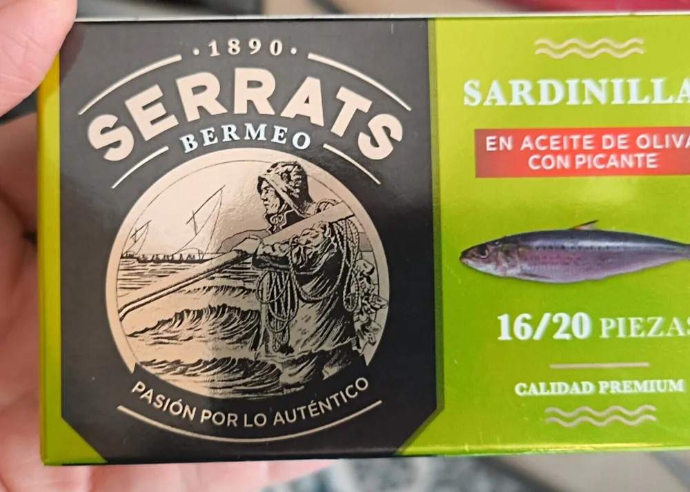 Sardinilla en aceite de oliva con picante