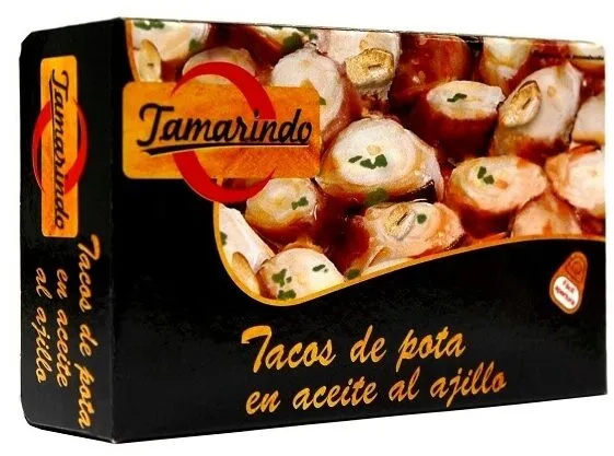 Tacos de pota en aceite al ajillo