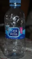 Agua mineral natural