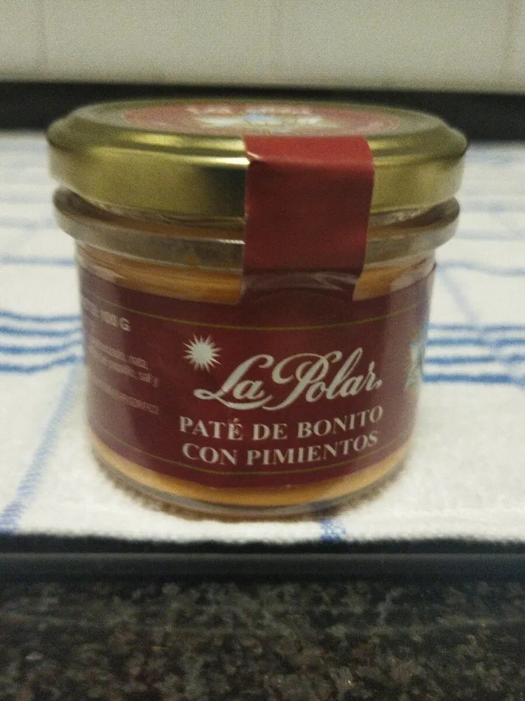 Paté de bonito con pimientos
