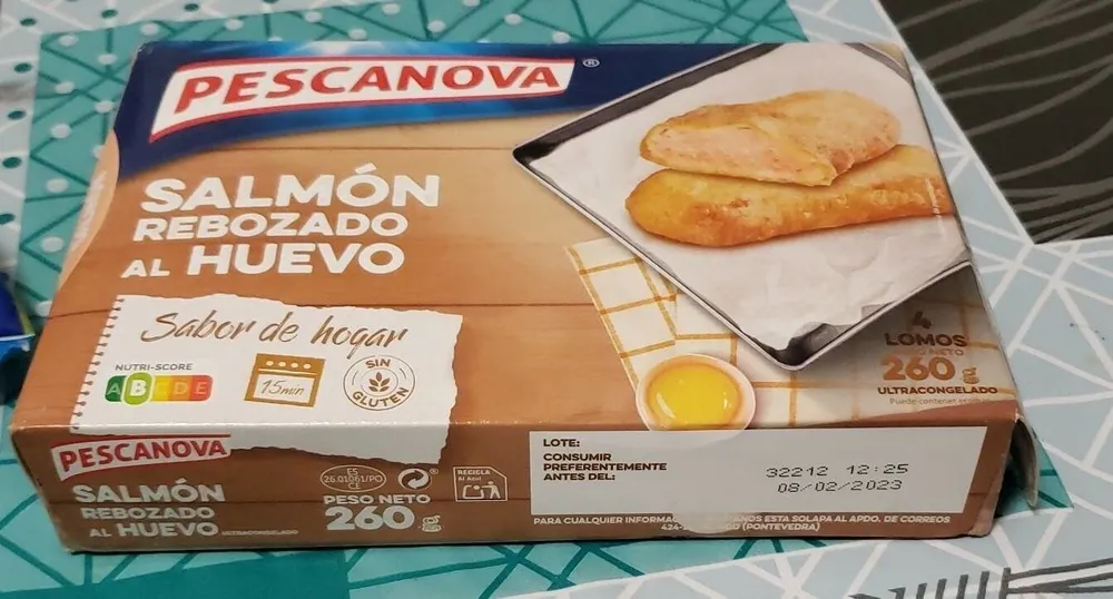 Salmón rebozado al huevo