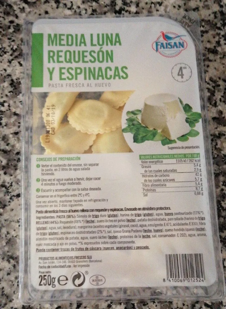 Media luna requeson y espinacas