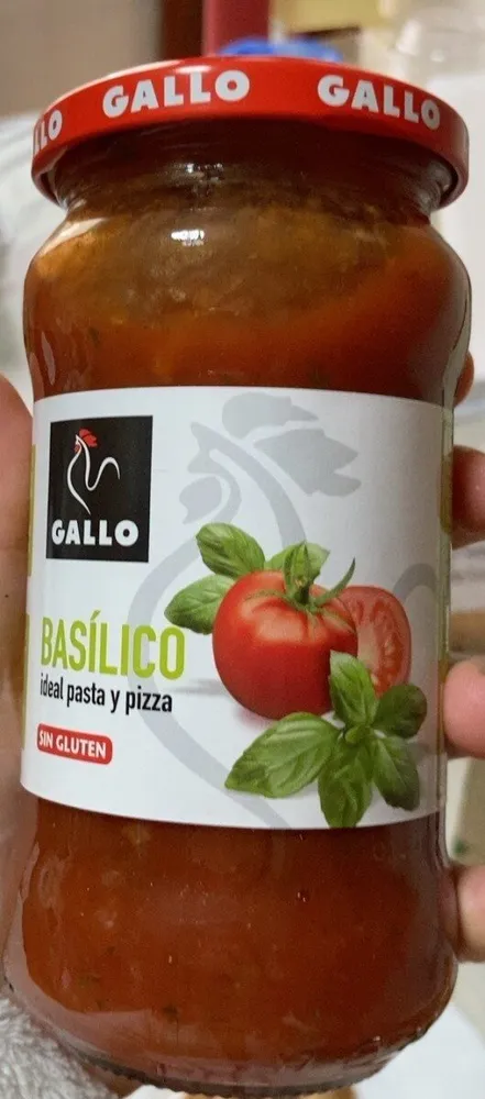 Salsa pasteurizada a base de tomate con albahaca
