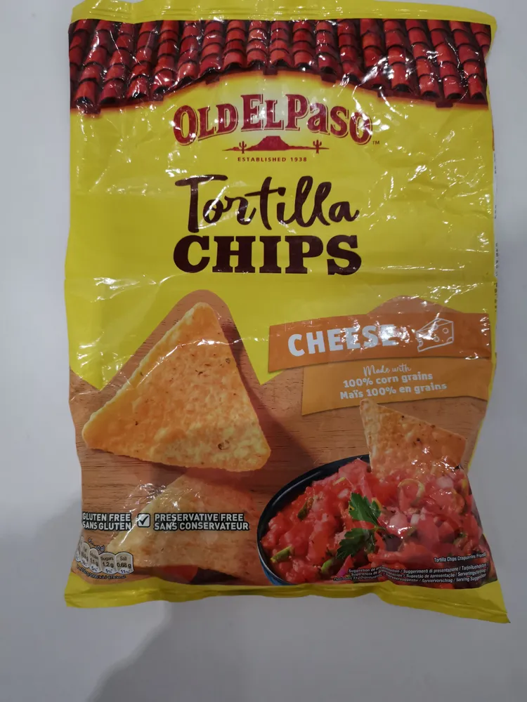 Crunchy Tortilla Chips - Queso