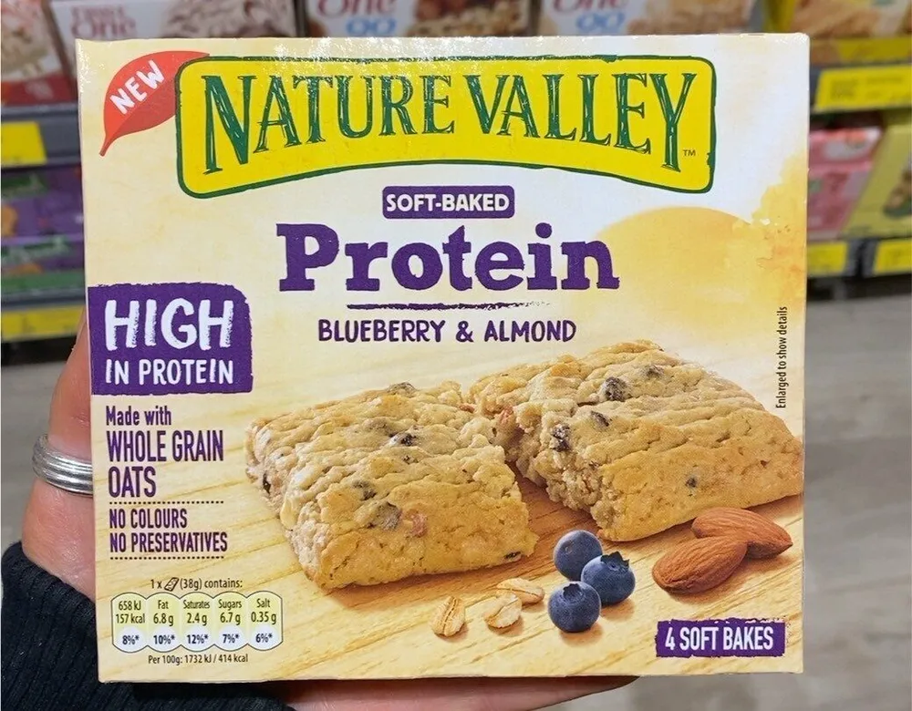Soft baked protein
