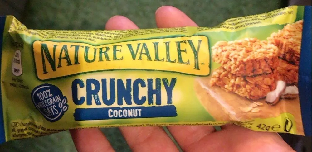 Crunchy coconut bar