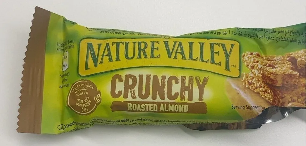 Nature valley crunchy oats and roasted almond