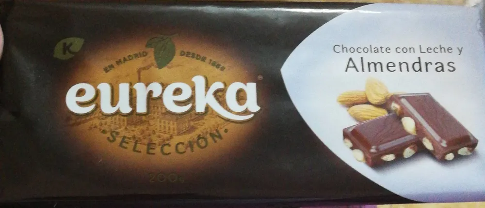 Chocolate con leche y almendras