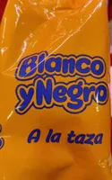 Blanco y negro  a la taza