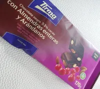 Chocolate negro con almendras y arándanos