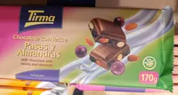 Chocolate con leche pasas y almendras