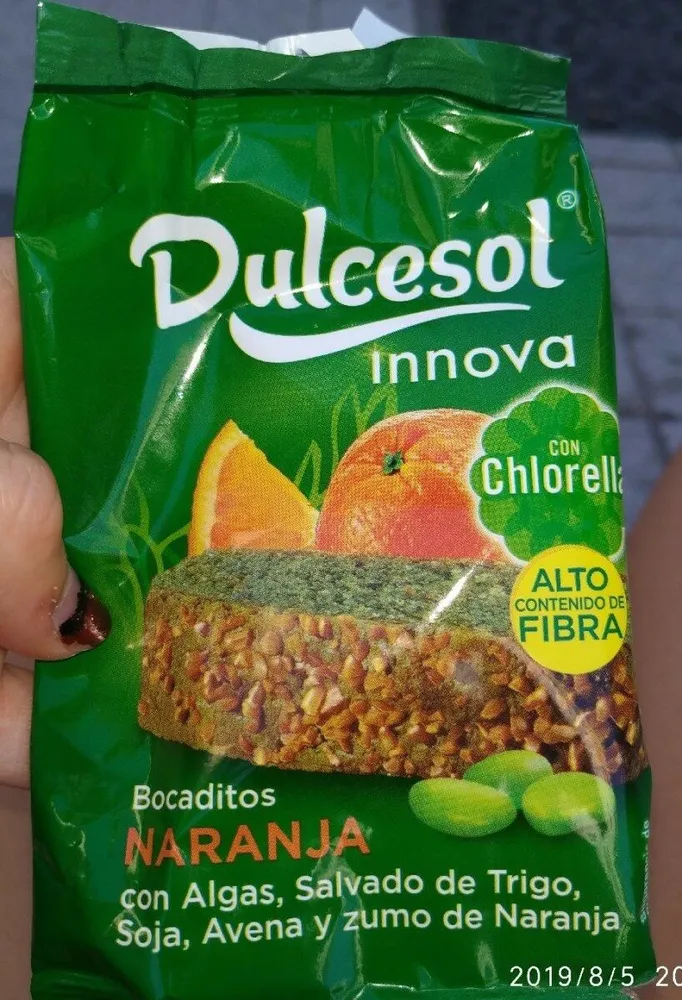 Bocaditos de naranja con algas