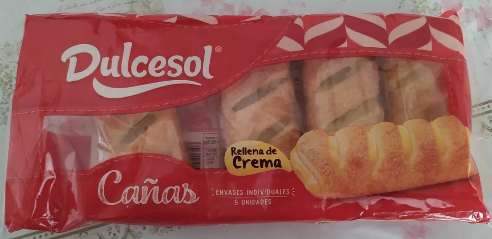 Cañas rellenas de crema