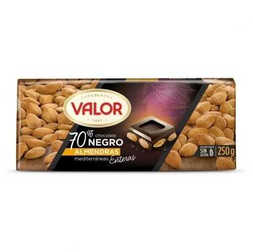 70% cacao con almendras enteras