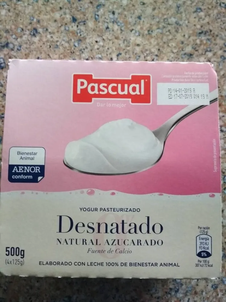 Yogur desnatado azucarado