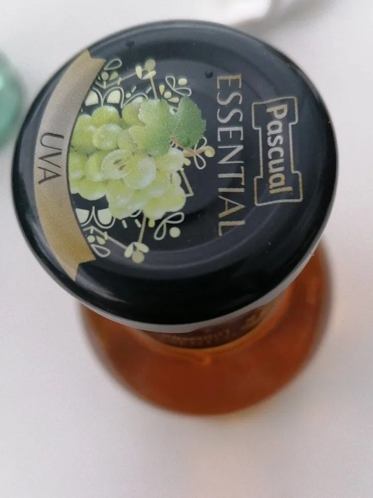 Essential uva