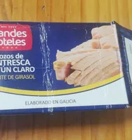 Trozos de ventresca de Atun Claro