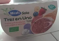 Tres en uno fresas y arándanos con yogur y cereales