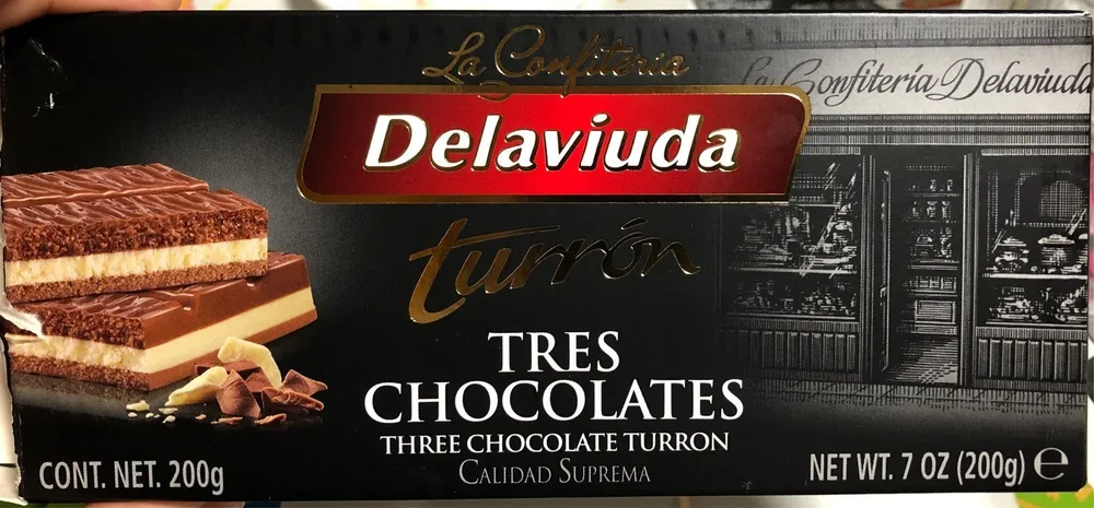 Turrón tres chocolates