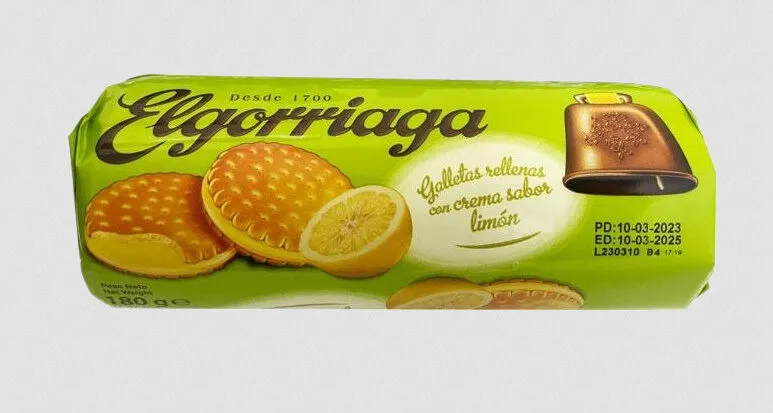 Galletas rellena de crema de limón