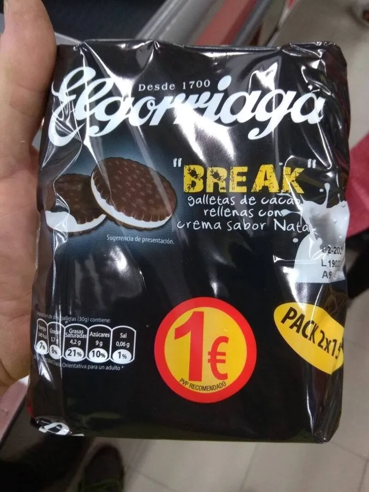 Break galletas de cacao rellenas con crema sabor nata