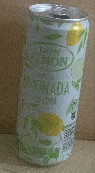 Sparkling lemonade with lime