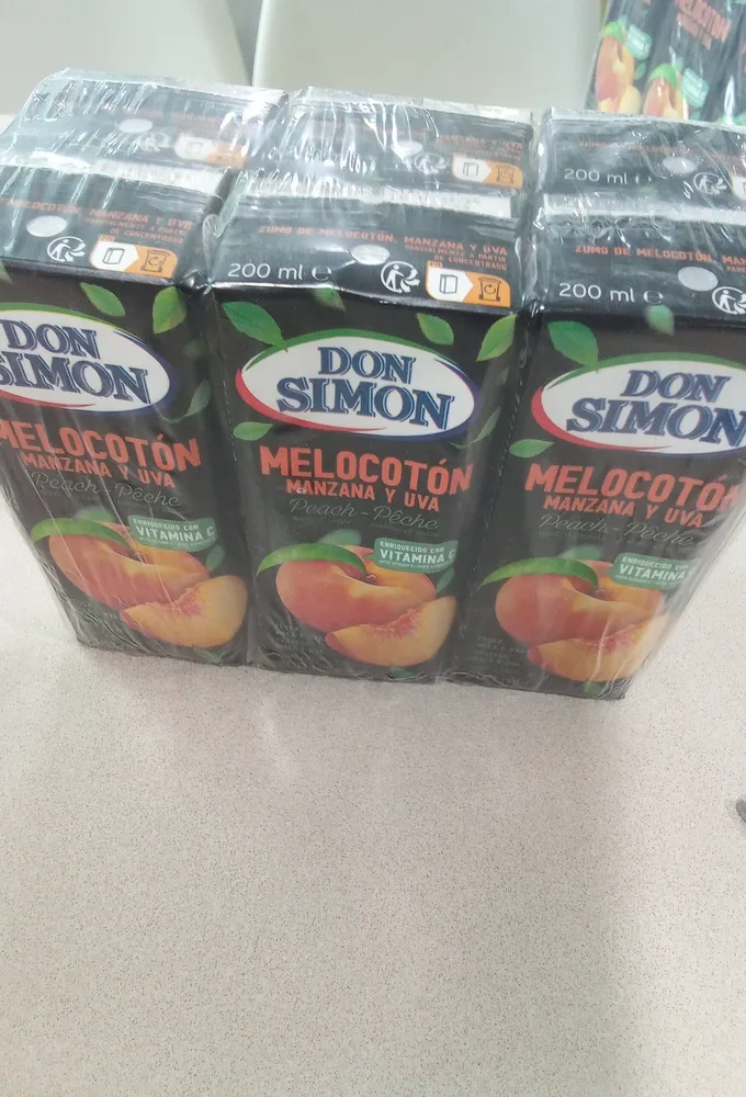 zumo melocotón don simon
