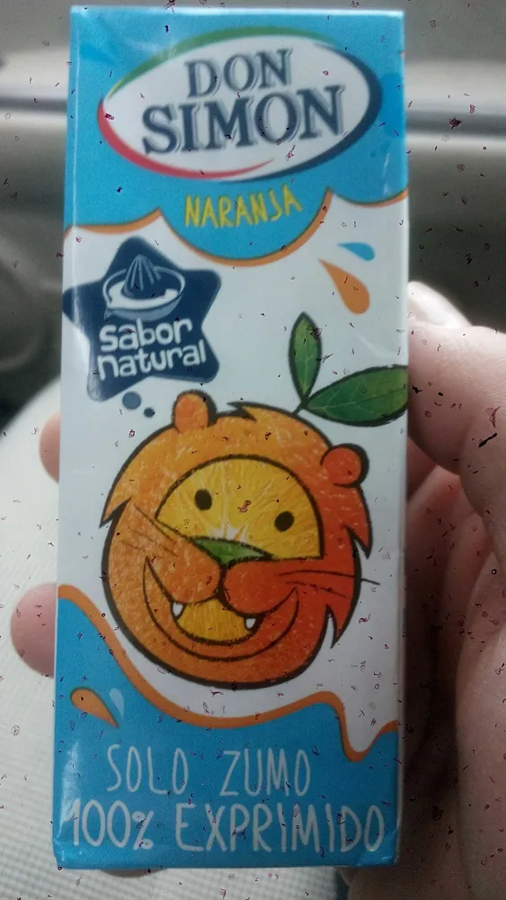 Solo zumo 100% exprimido de naranja