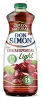 Bebida cereza natural light con cerezas exprimidas