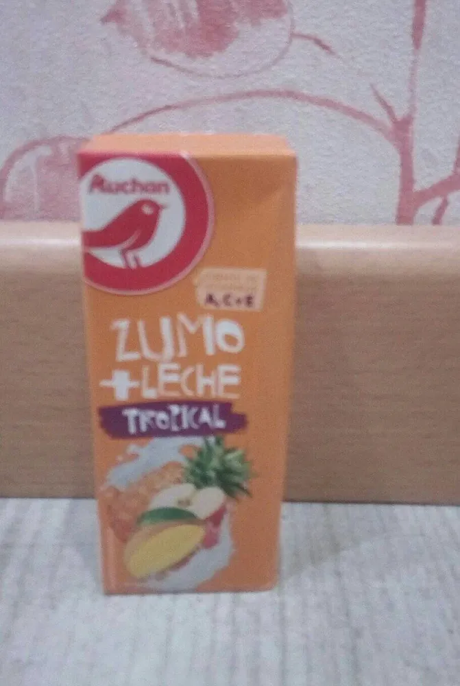 Zumo + Leche ＴＲＯＰＩＣＡＬ