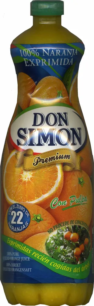 Zumo de naranja exprimida refrigerado con pulpa