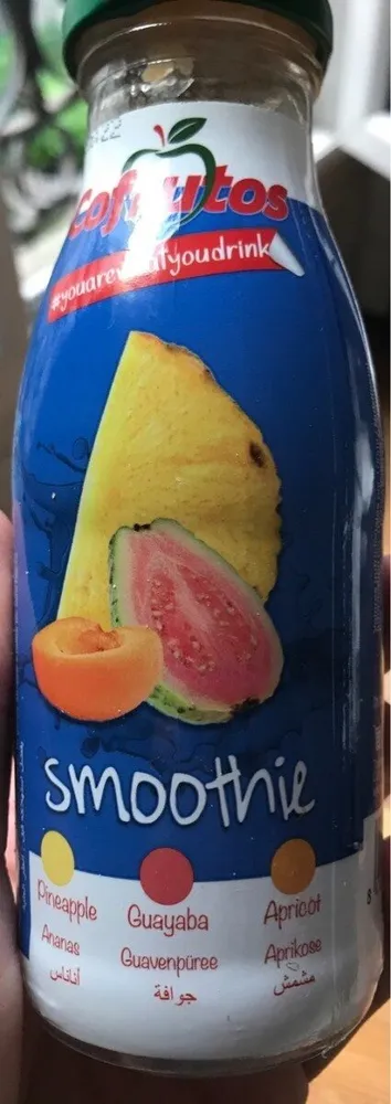 Smoothie de piña, guayaba y albaricoque