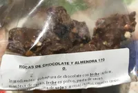 rocas de chocolate y almendra